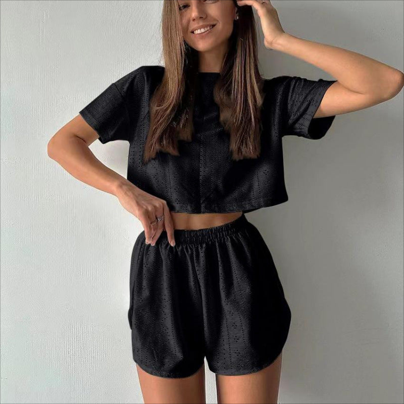 2-Piece Women’s Summer Set – Hollow Crop Top & Slit Elastic Shorts